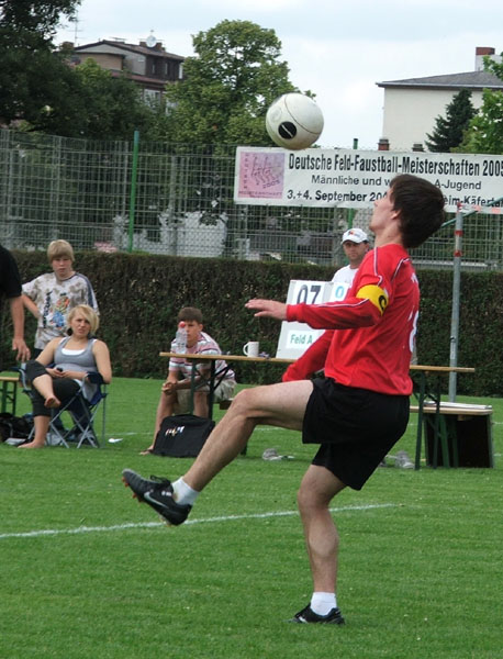 Zuspiel durch Philipp Stinner