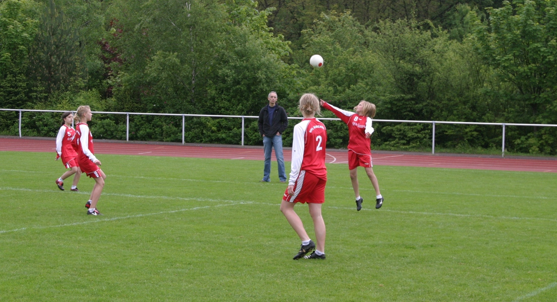 Abwehrszene bei Kirchens weibl. B-Jugend