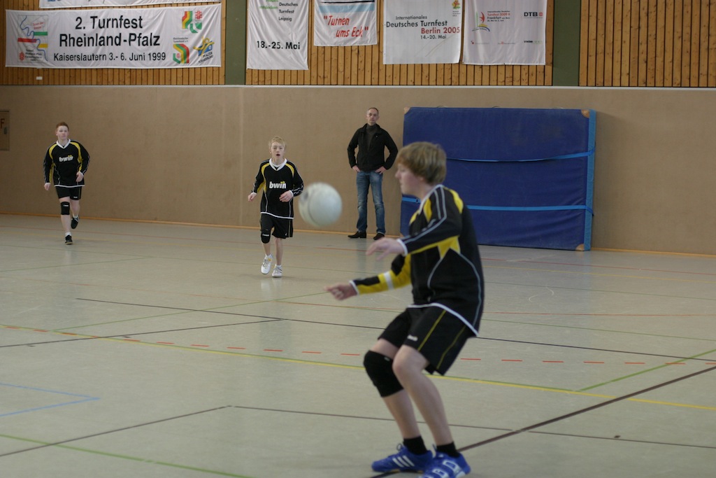 Schlagmann Paul Schroeter wird angespielt