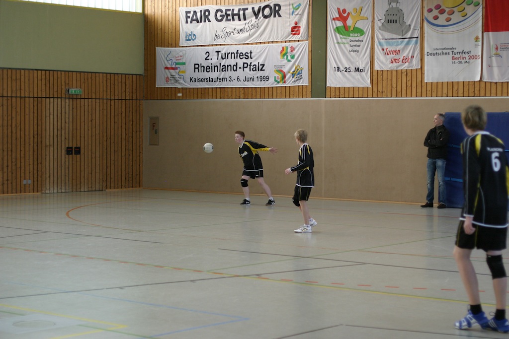 Die Abwehr des VfL in Aktion